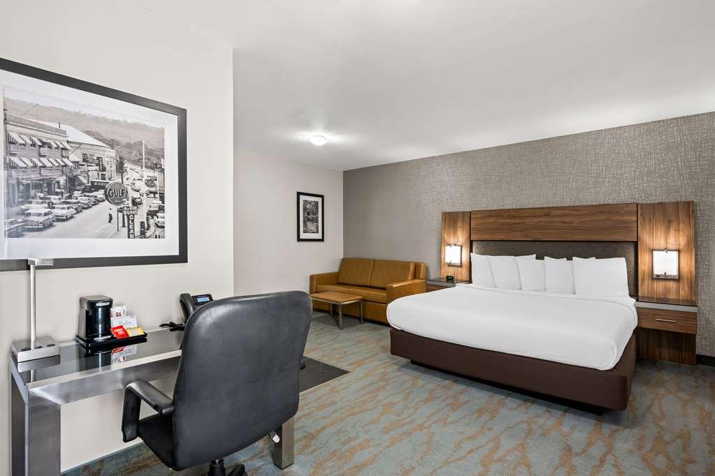 The Penn Stroud, - Poconos, Ascend Collection Stroudsburg
